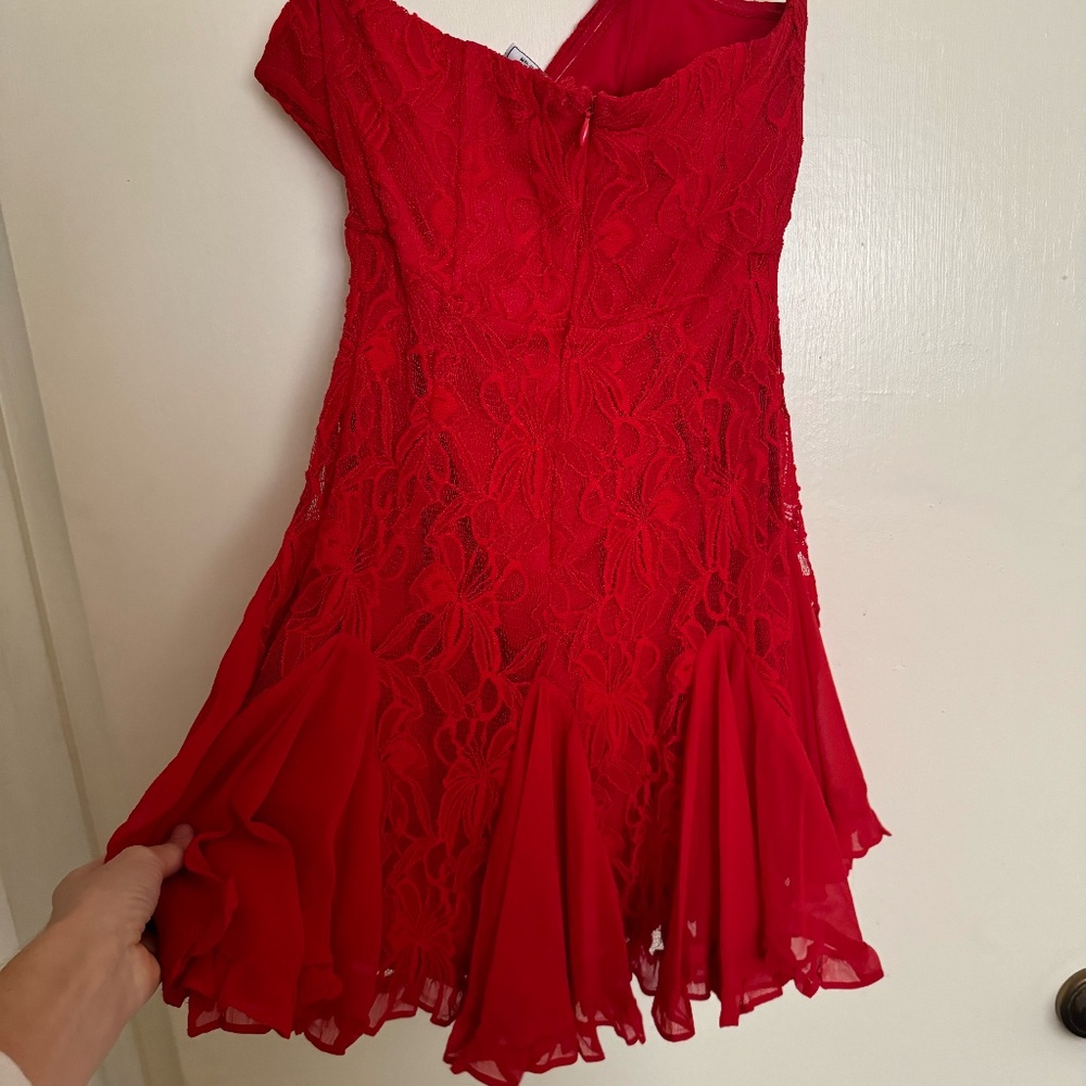 Selfie Leslie Juneth Godet Hem Dress Red - Picture 3 of 6